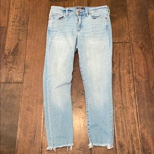 Abercrombie & Fitch low-rise ankle jean